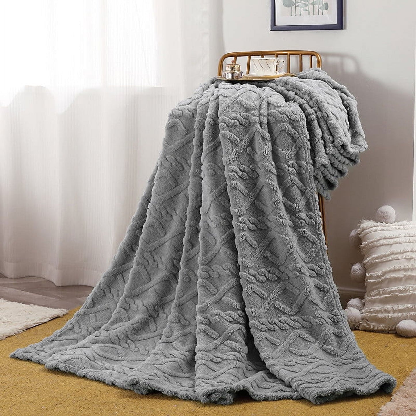 Soft Flannel Fleece Throw Blanket – Warm Lightweight Cozy Bed & Sofa Blanket 70x100cm