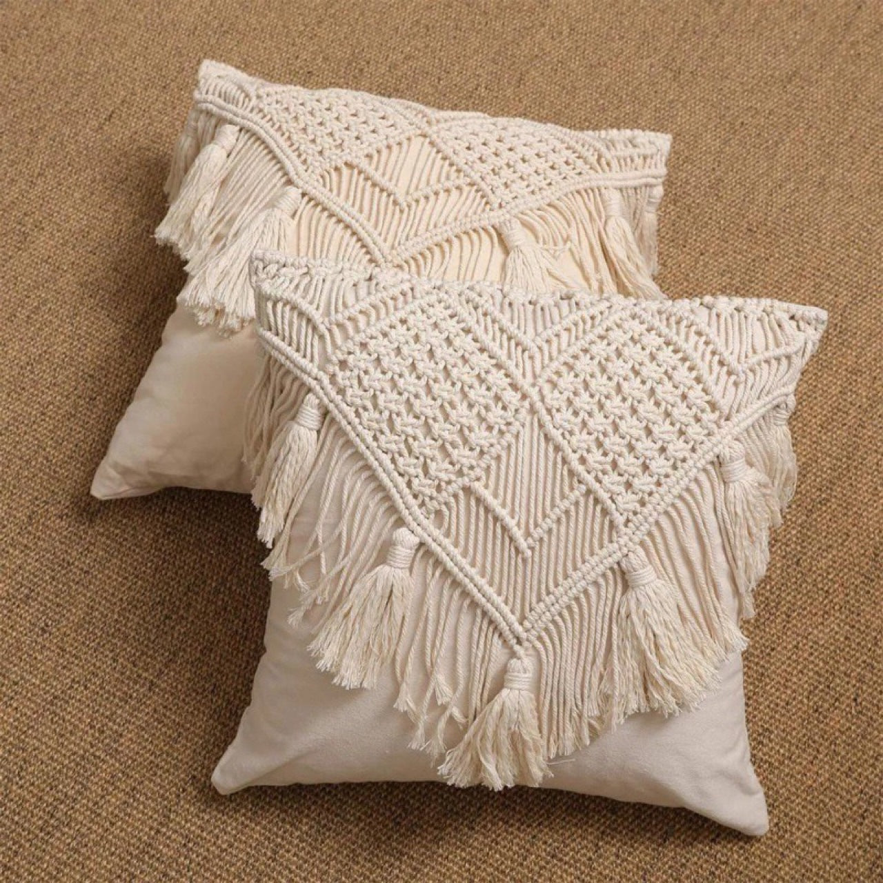 Boho Macrame Cushion Cover with Tassels – Cotton Linen Throw Pillow (Black, Grey, Beige) 45x45cm